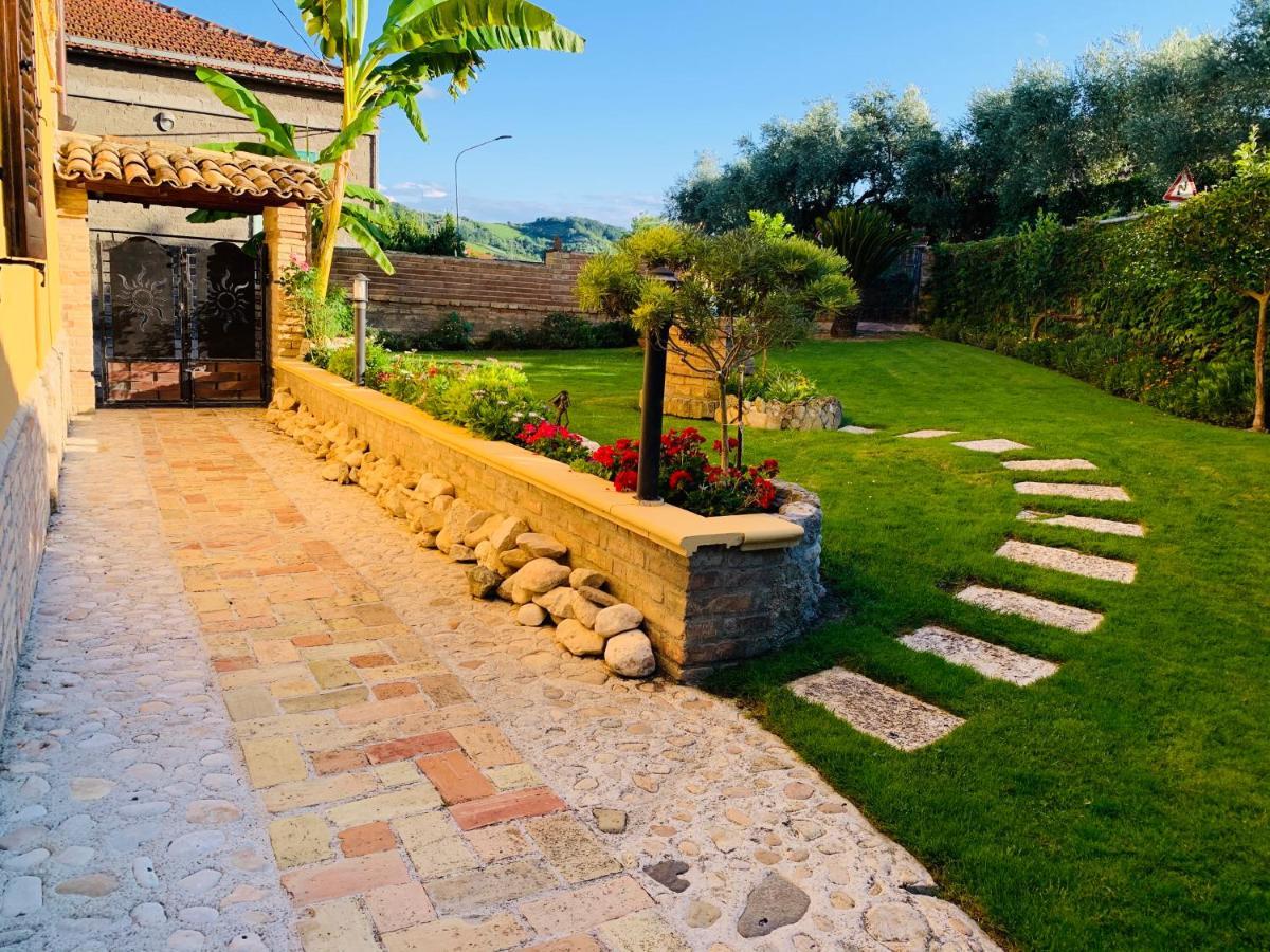 Flowery House Miglianico Exterior photo
